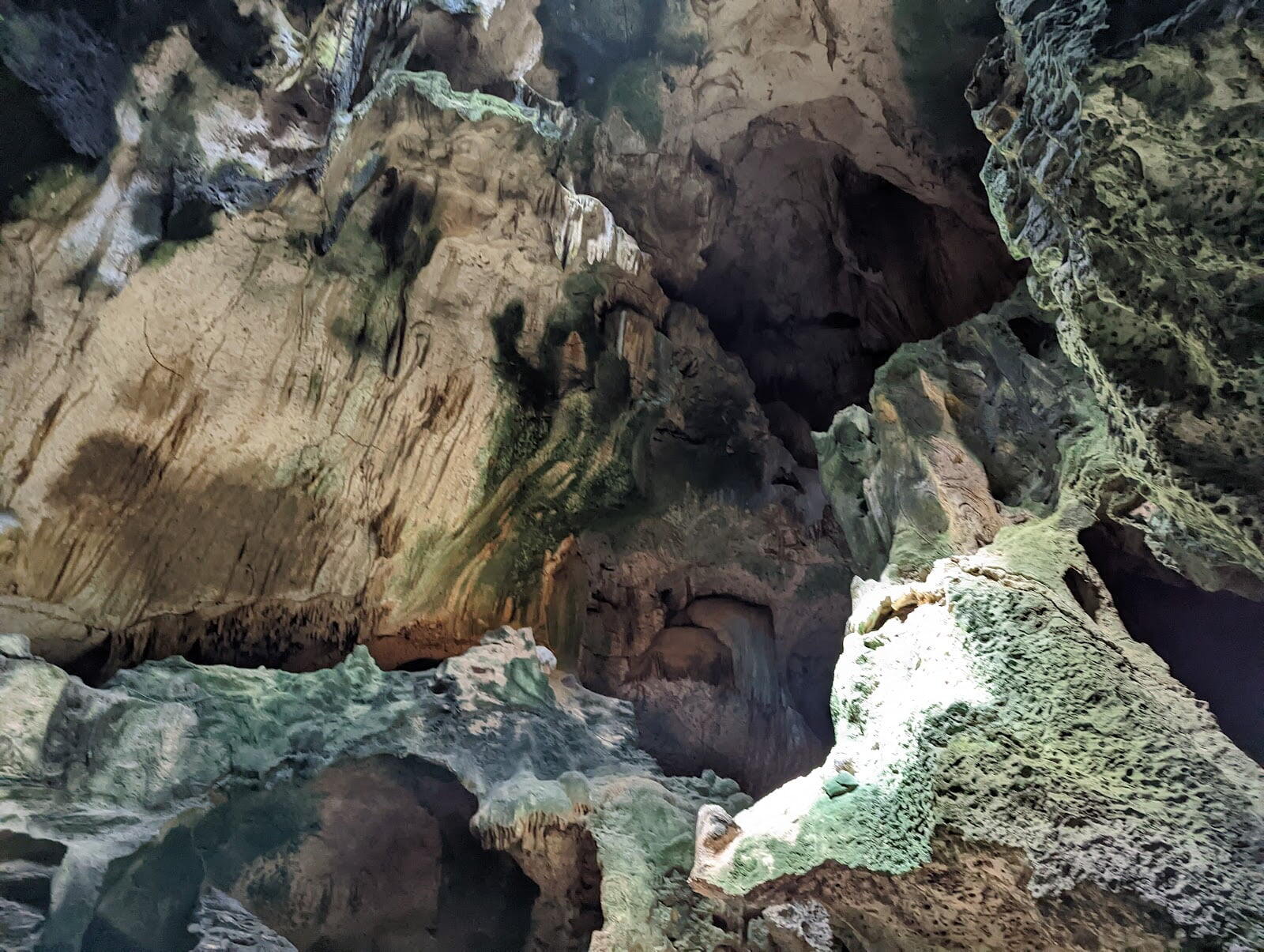 Hato Caves