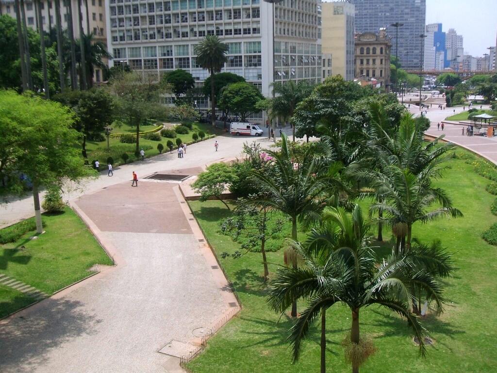 Vale do Anhangabaú, no centro de São Paulo, Brasil