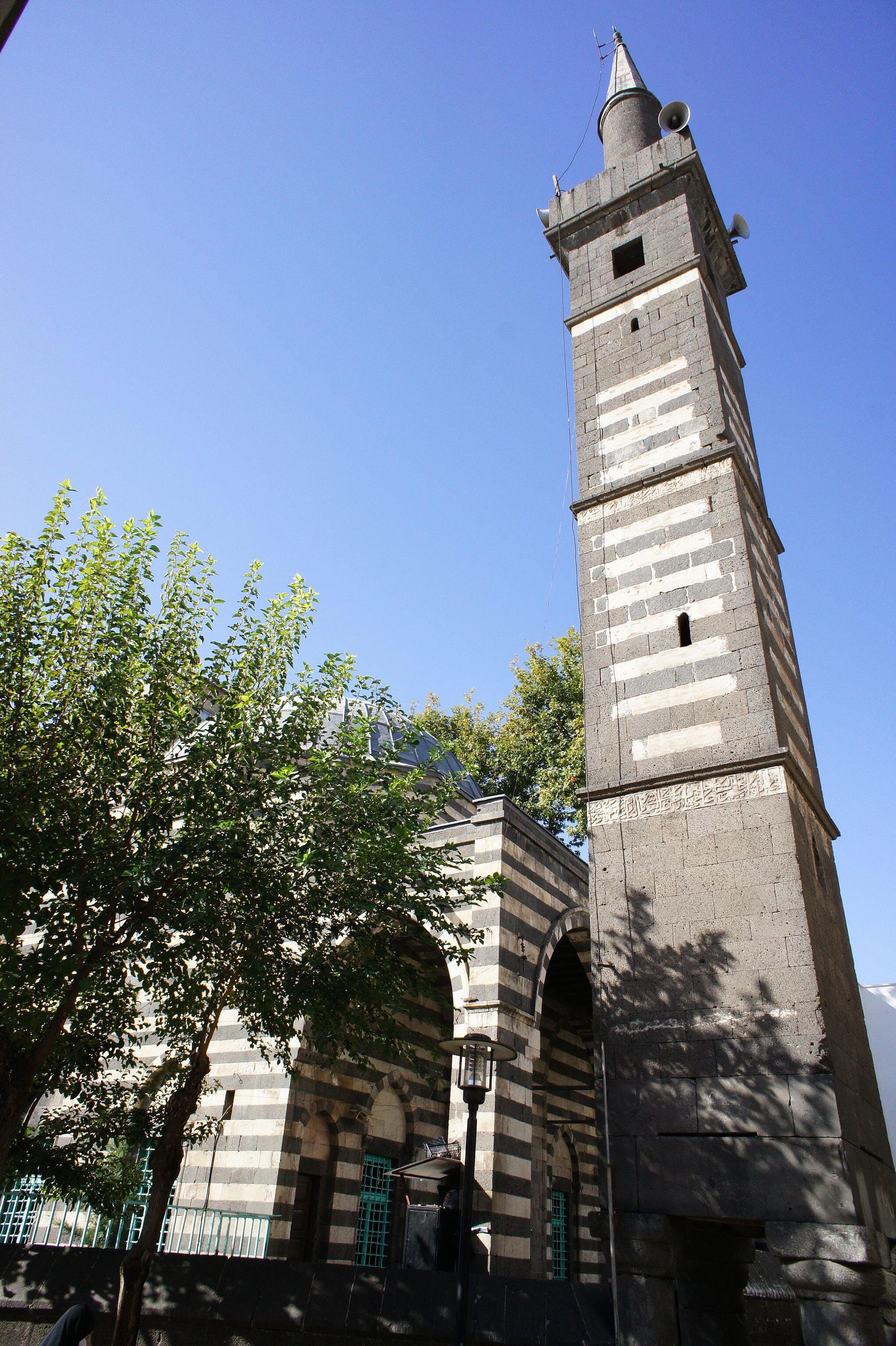 Diyarbakir - The Four-Pillared Minaret and Sheikh Mutahhar Mosque, Diyarbakır, Diyarbakır Province, Turkey