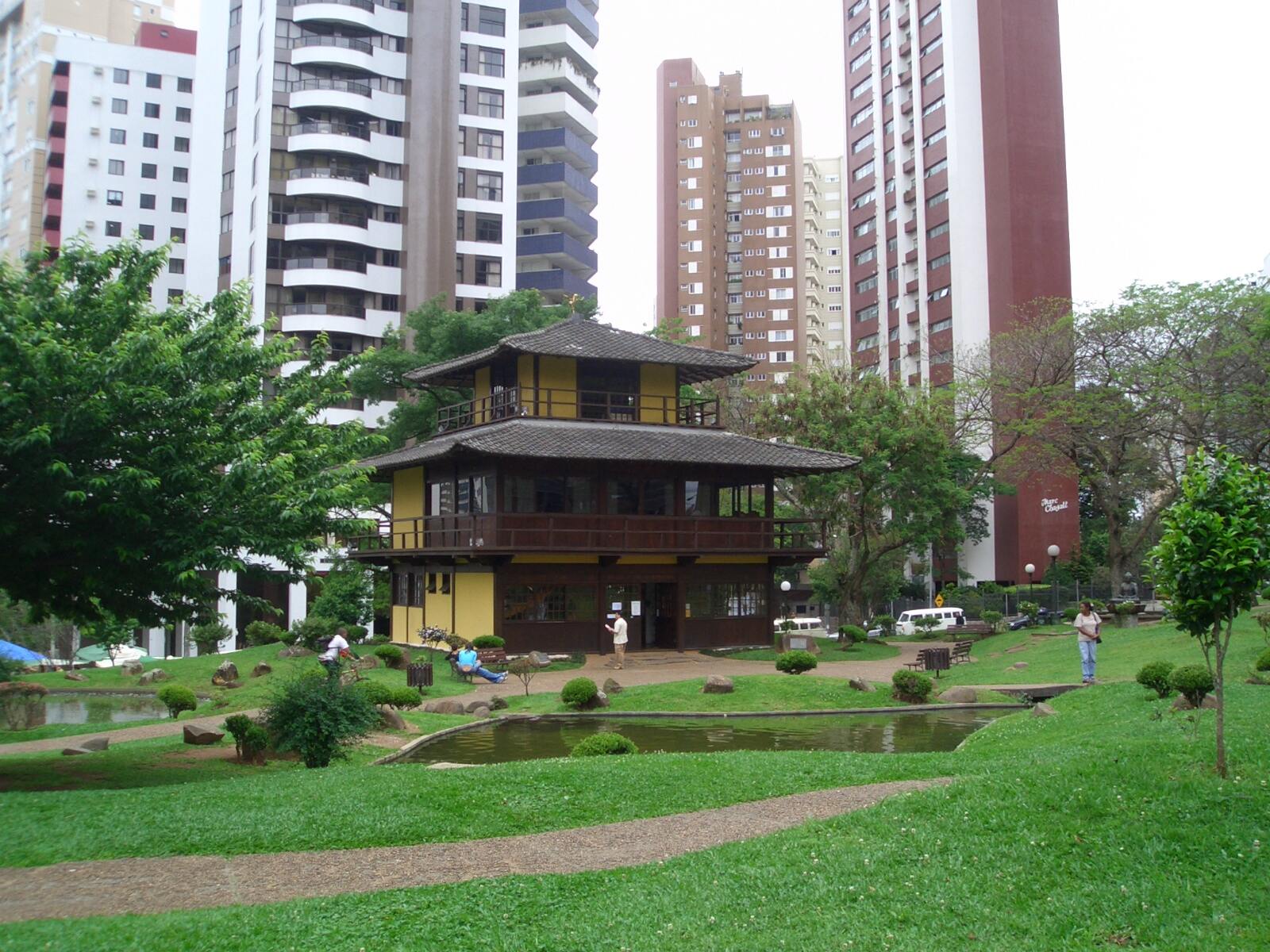 Praça do Japão, homenagem à imigração japonesa, em Curitiba (PR).