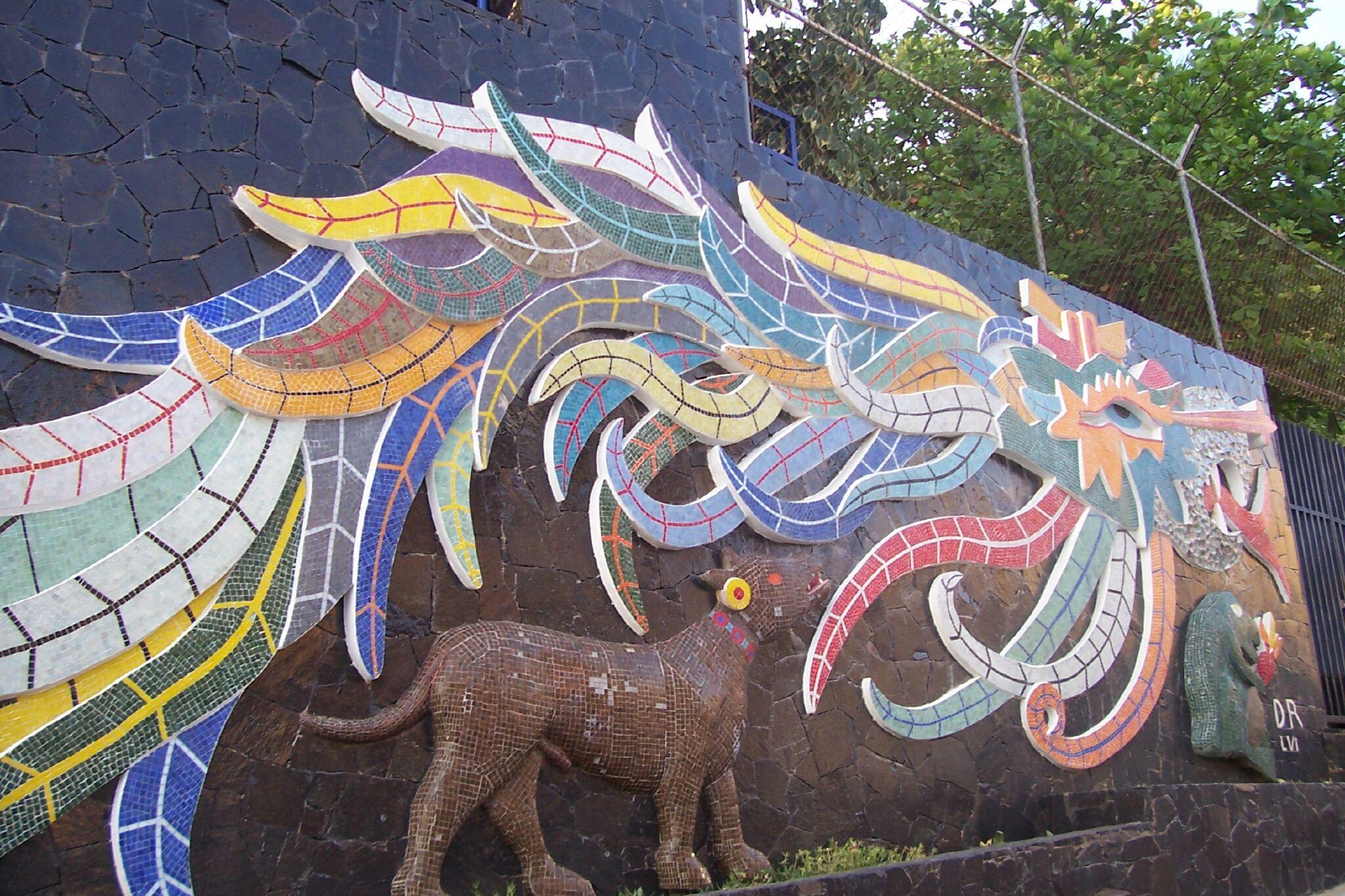 Mural de Quetzalcóatl en la Exekatlkalli (Casa de los Vientos), elaborado por Diego Rivera entre 1956 y 1957 en Acapulco, Guerrero, México.