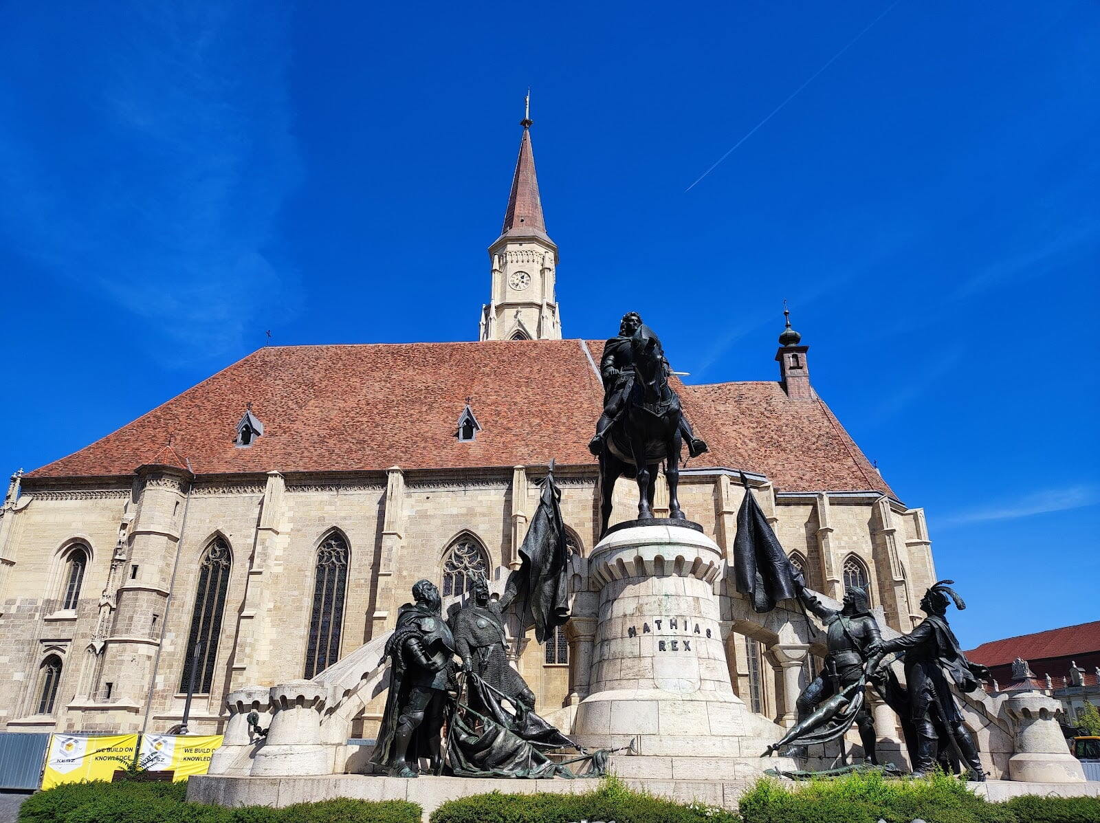 Matthias Corvinus Statue