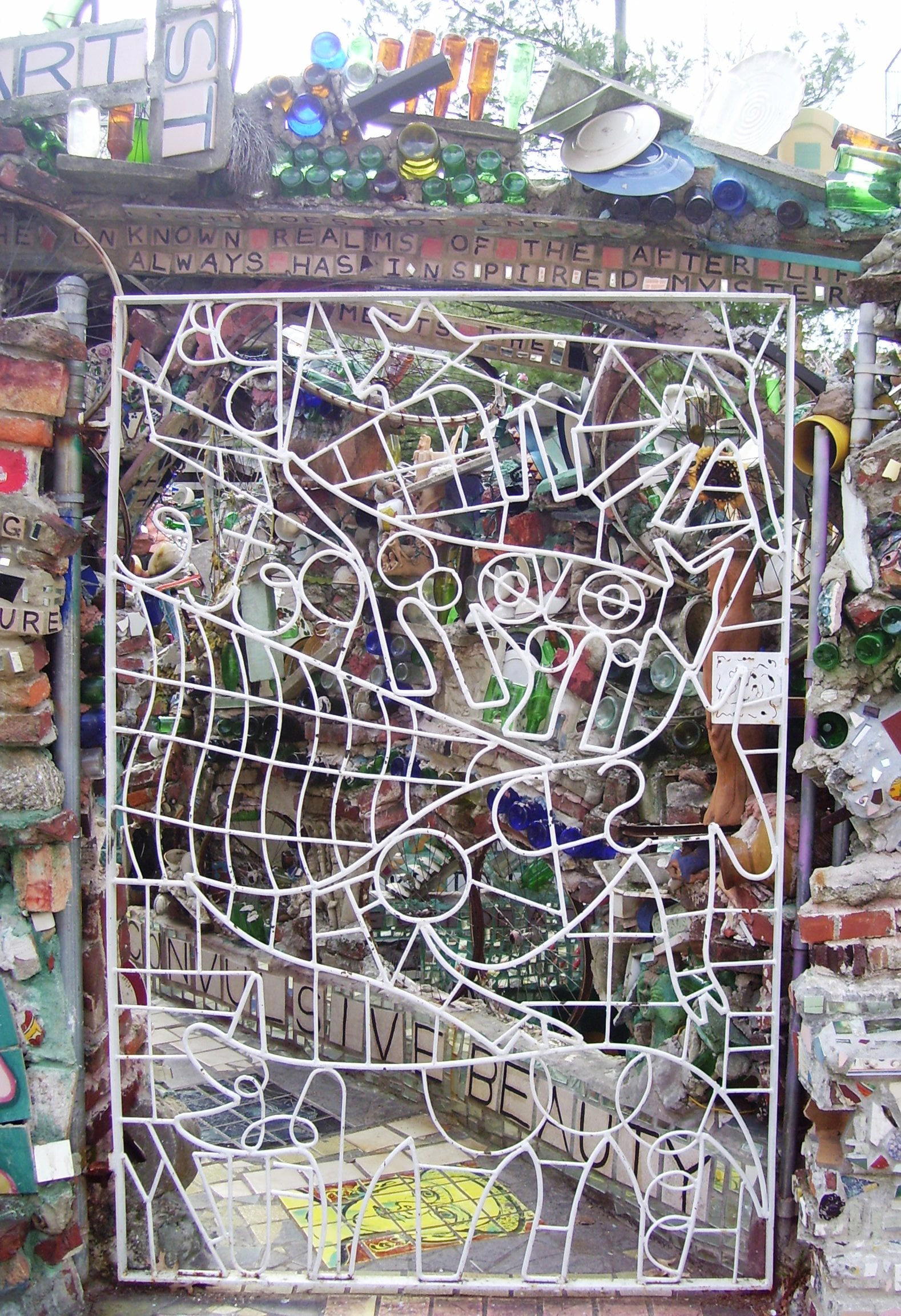 Philadelphia Magic Gardens