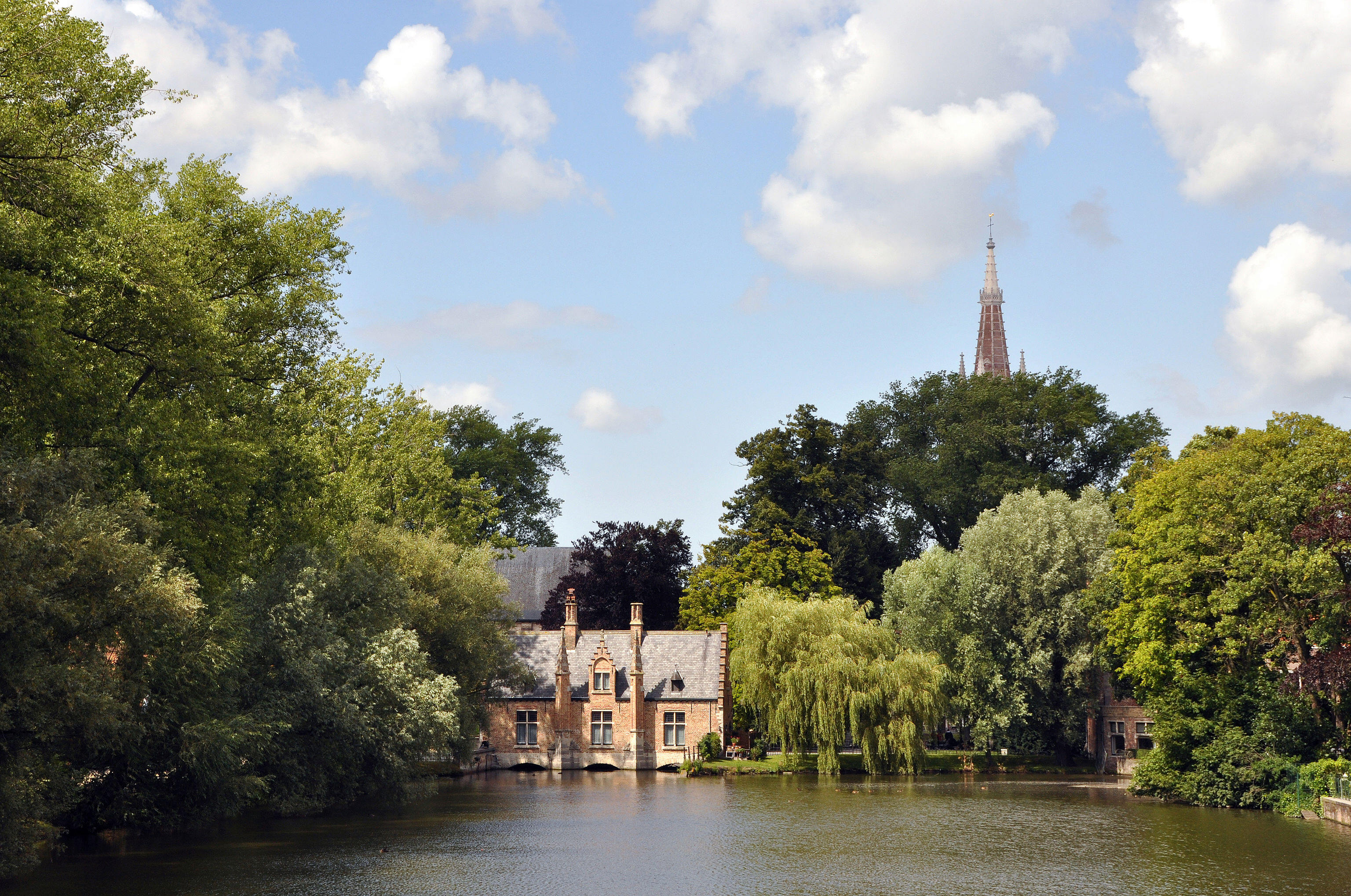 Bruges (Belgium): the Minnewater pond and the old lock keeper's house