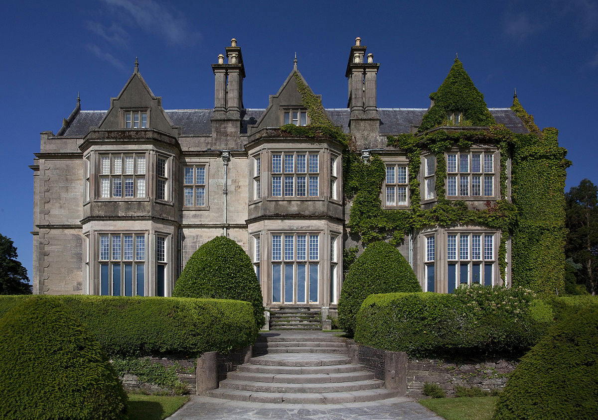 Muckross House