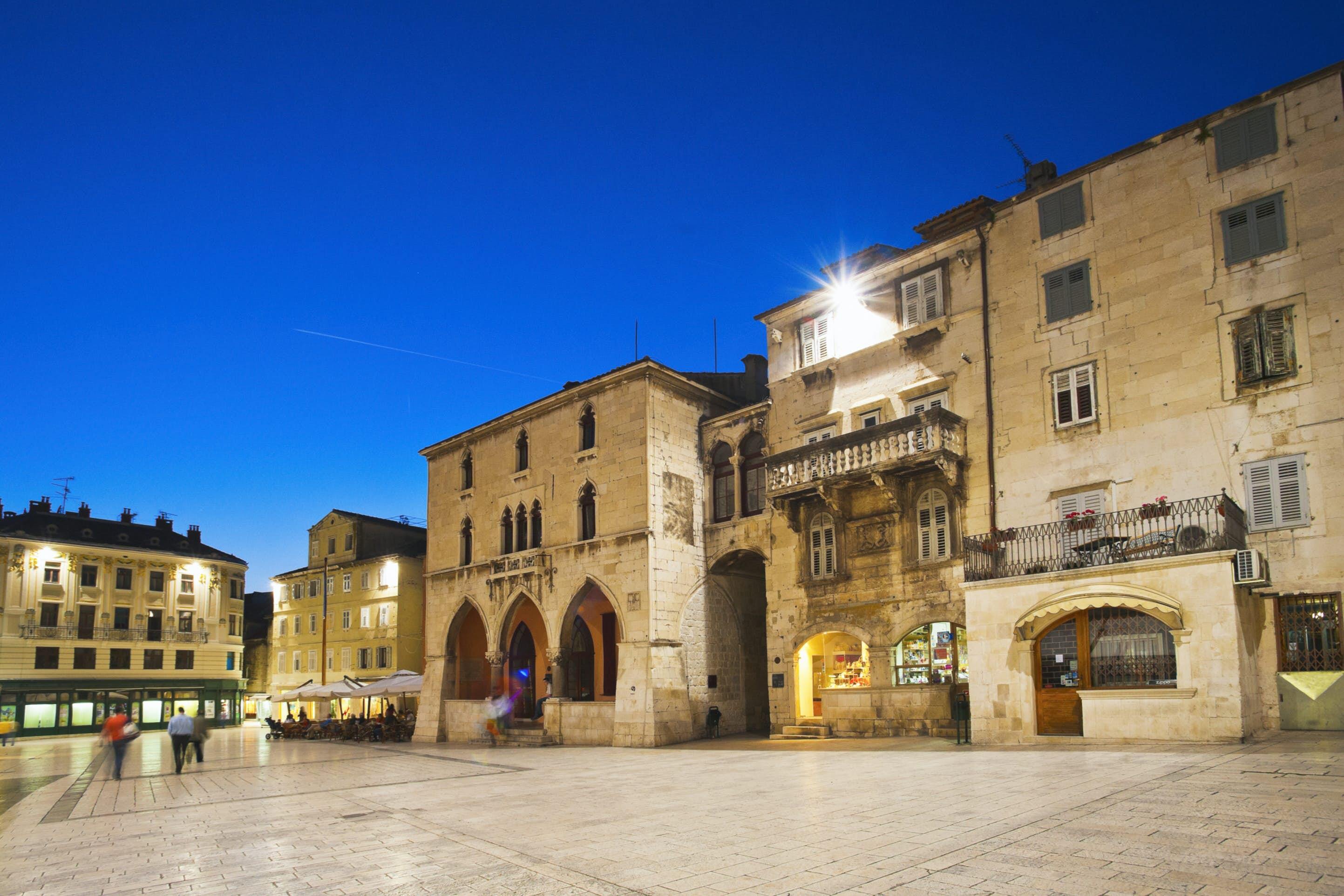 Narodni Square.