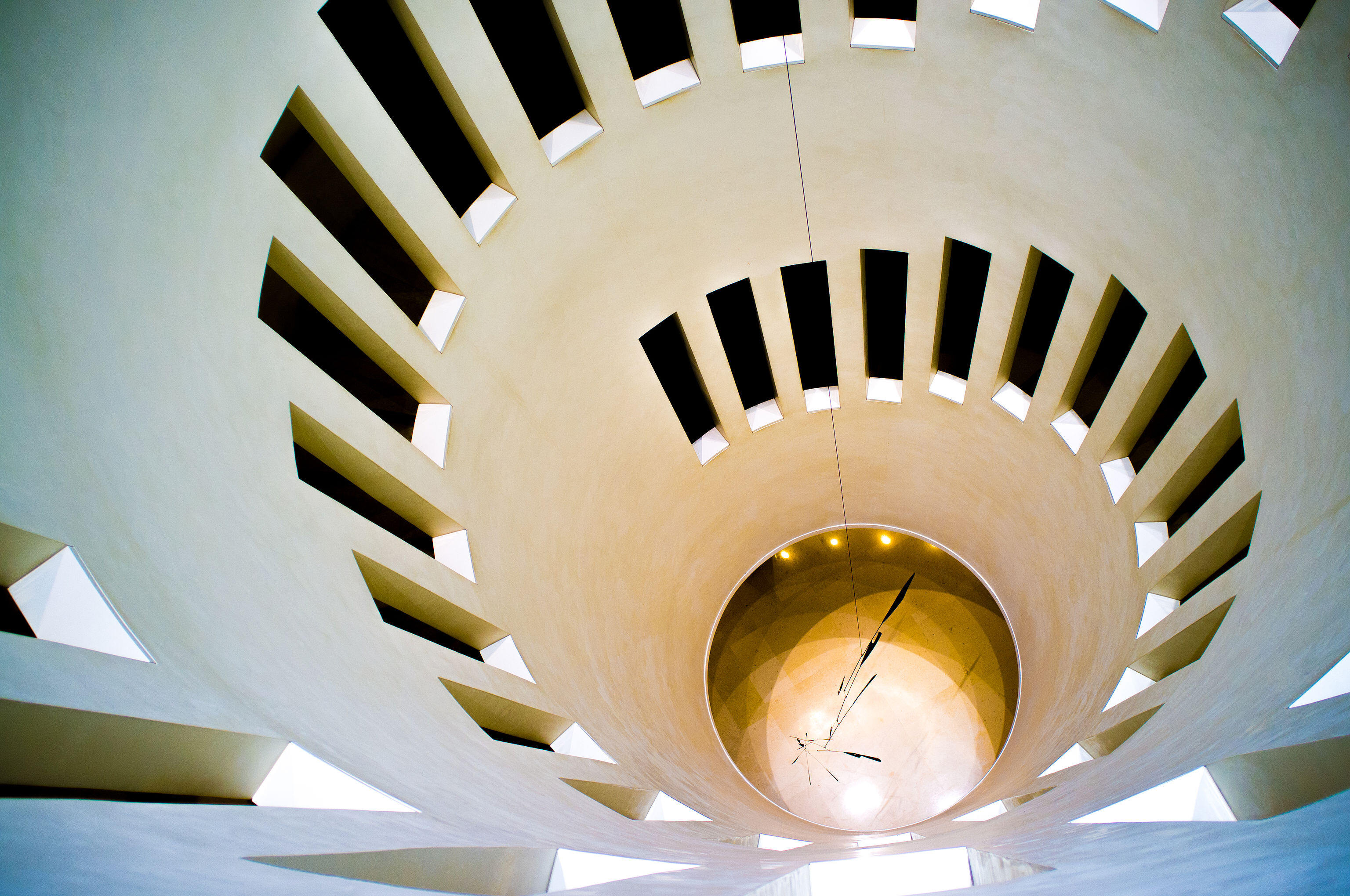 This is the rotunda of Museum 1 of the Leeum, Samsung Museum of Art in Seoul designed by Mario Botta.