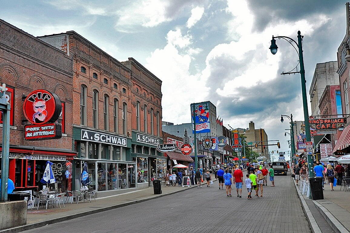 Memphis - An der belebten Beale Street, in Memphis