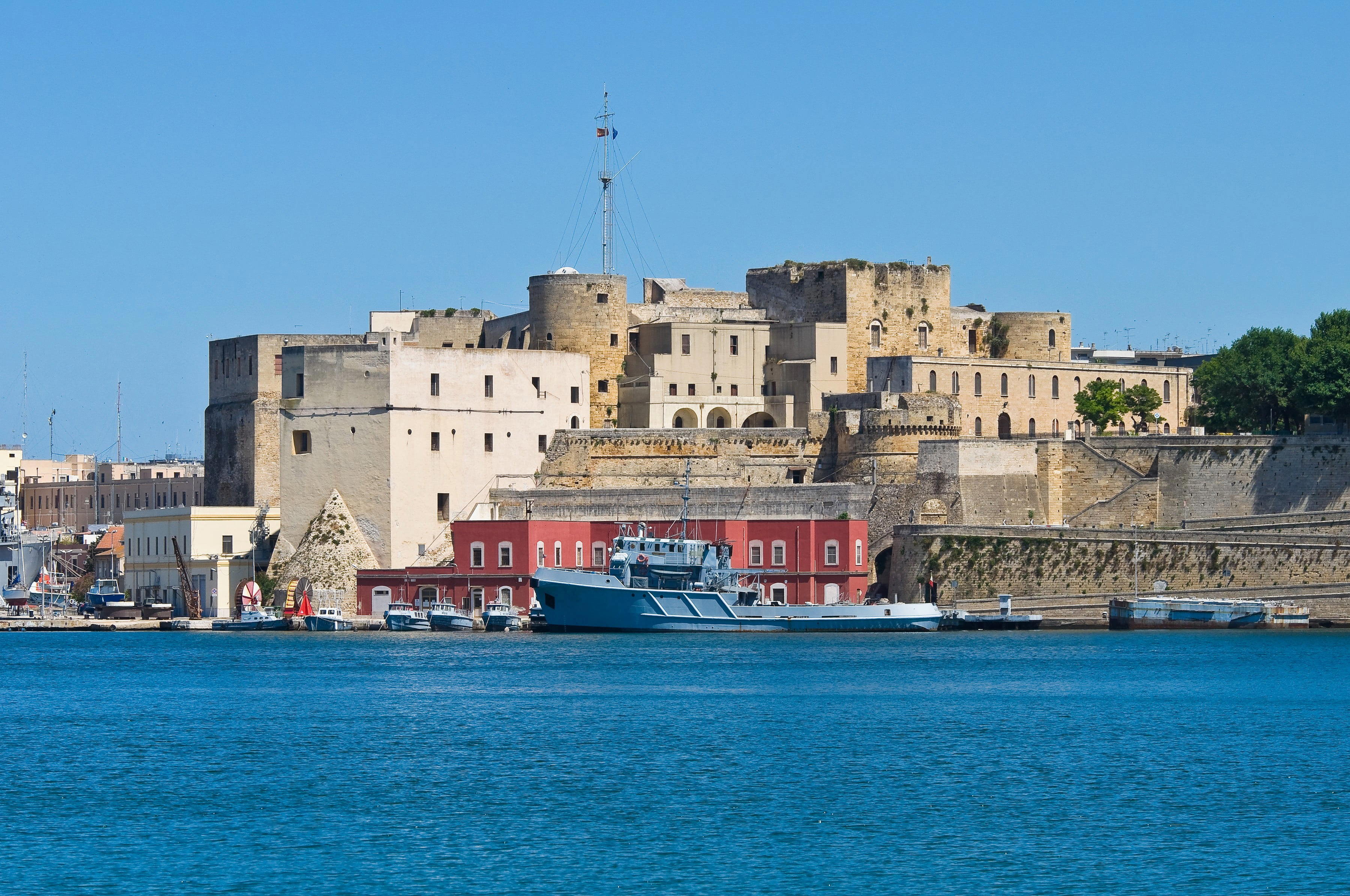 Švábsky hrad v Brindisi