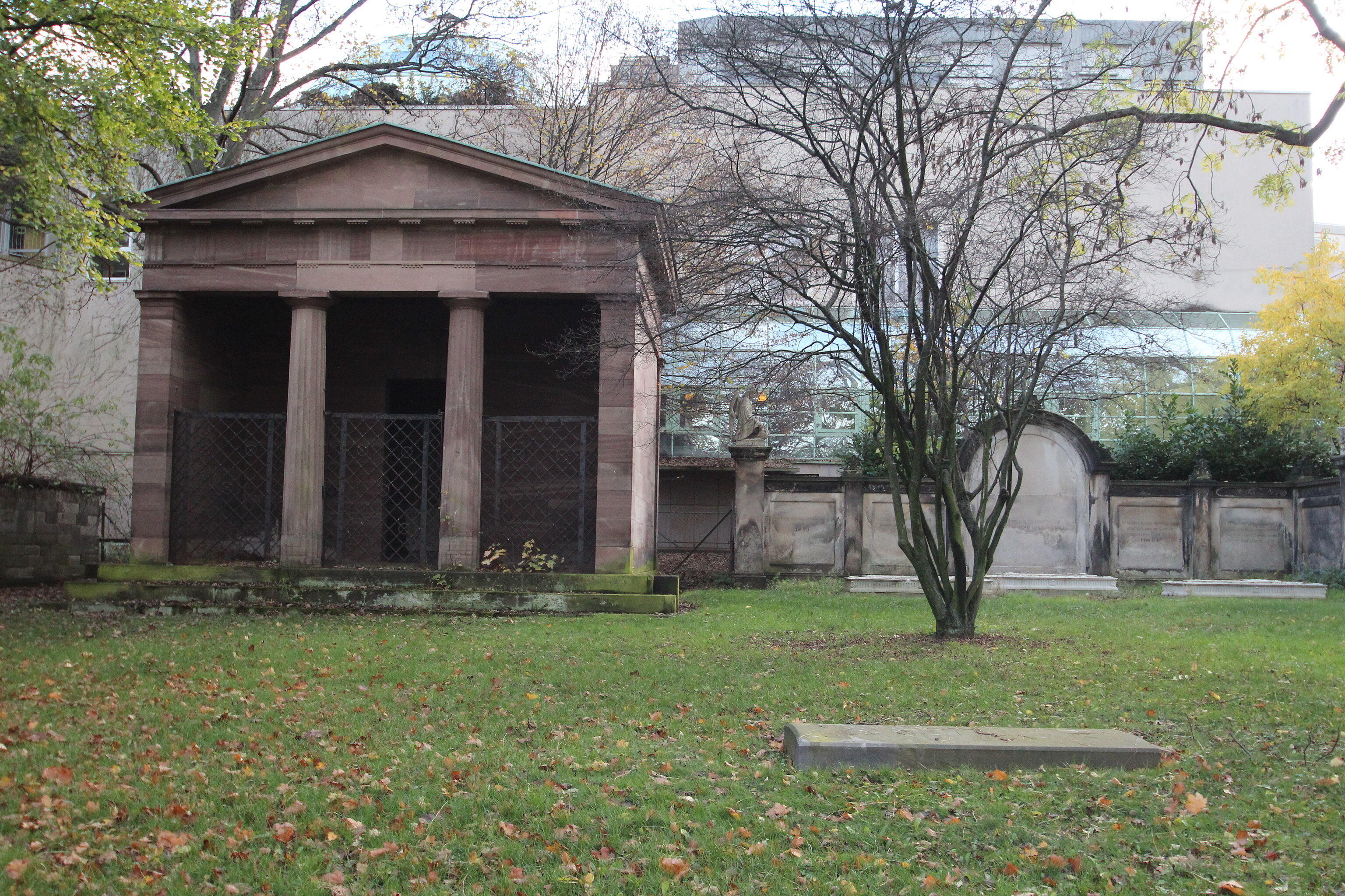 Kassel - Grab von Friedrich Wilhelm I. (Hessen-Kassel) auf dem Altstädter Friedhof (Kassel).