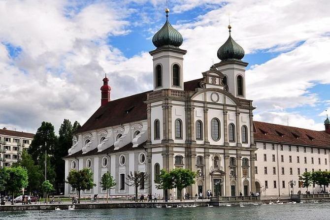 Jezuitský kostol v Lucerne