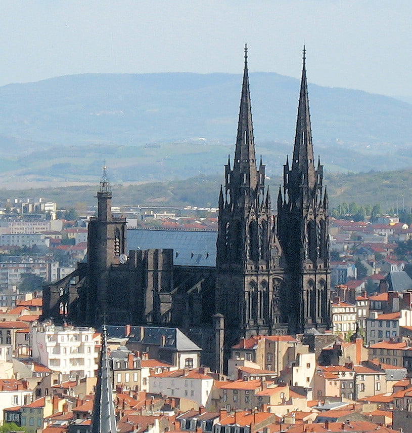 Katedrála Clermont-Ferrand