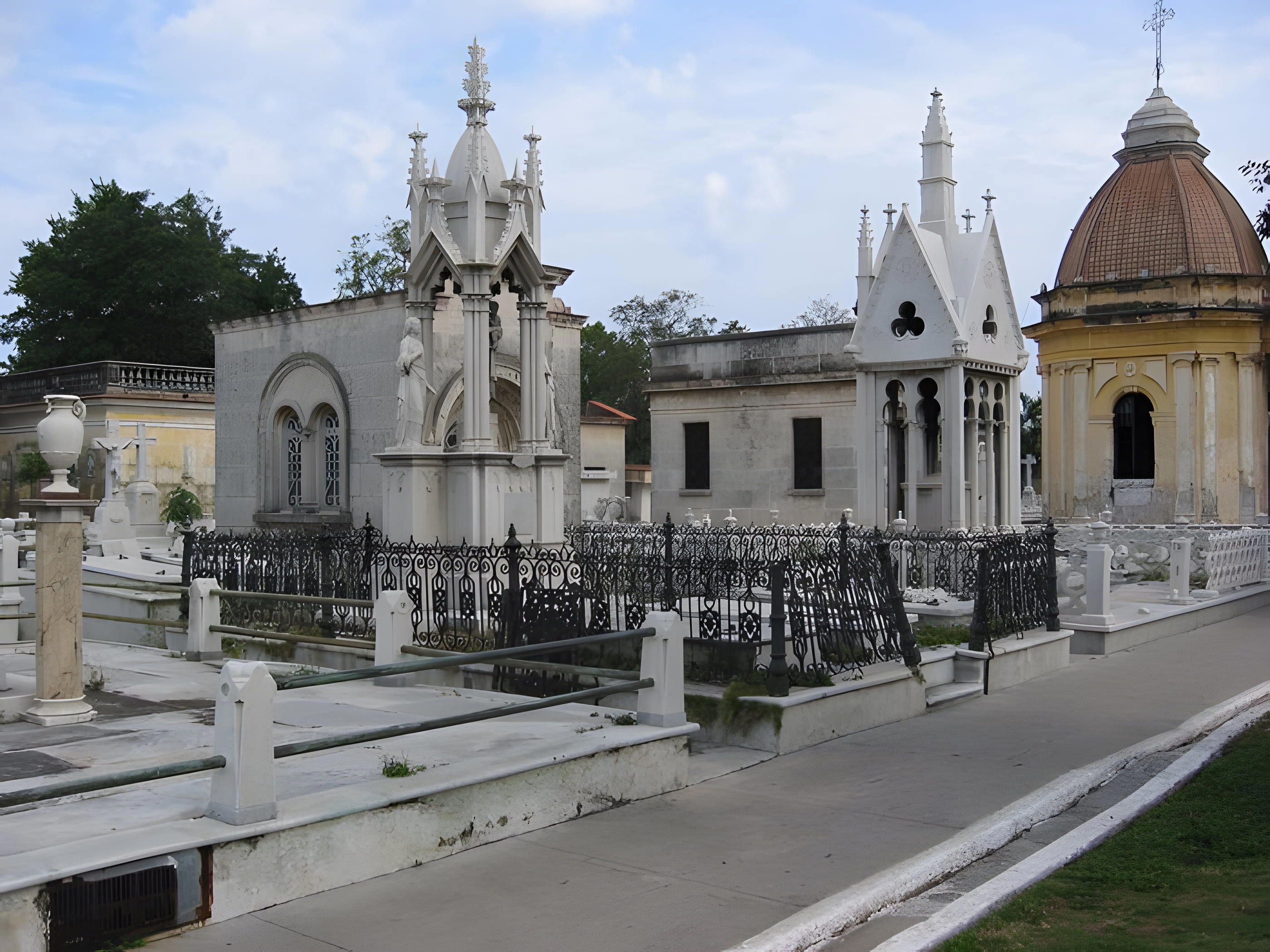 Necrópolis Cristóbal Colón