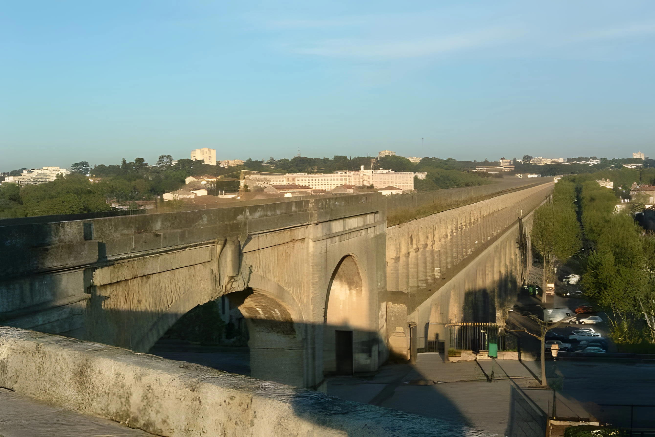 Akvadukt Saint-Clément