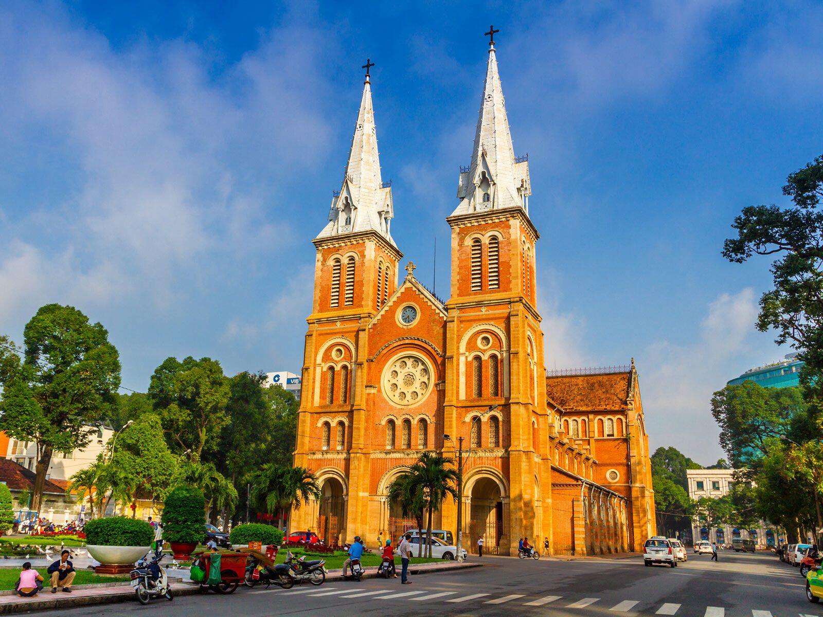 Katedrála Saigon Notre-Dame