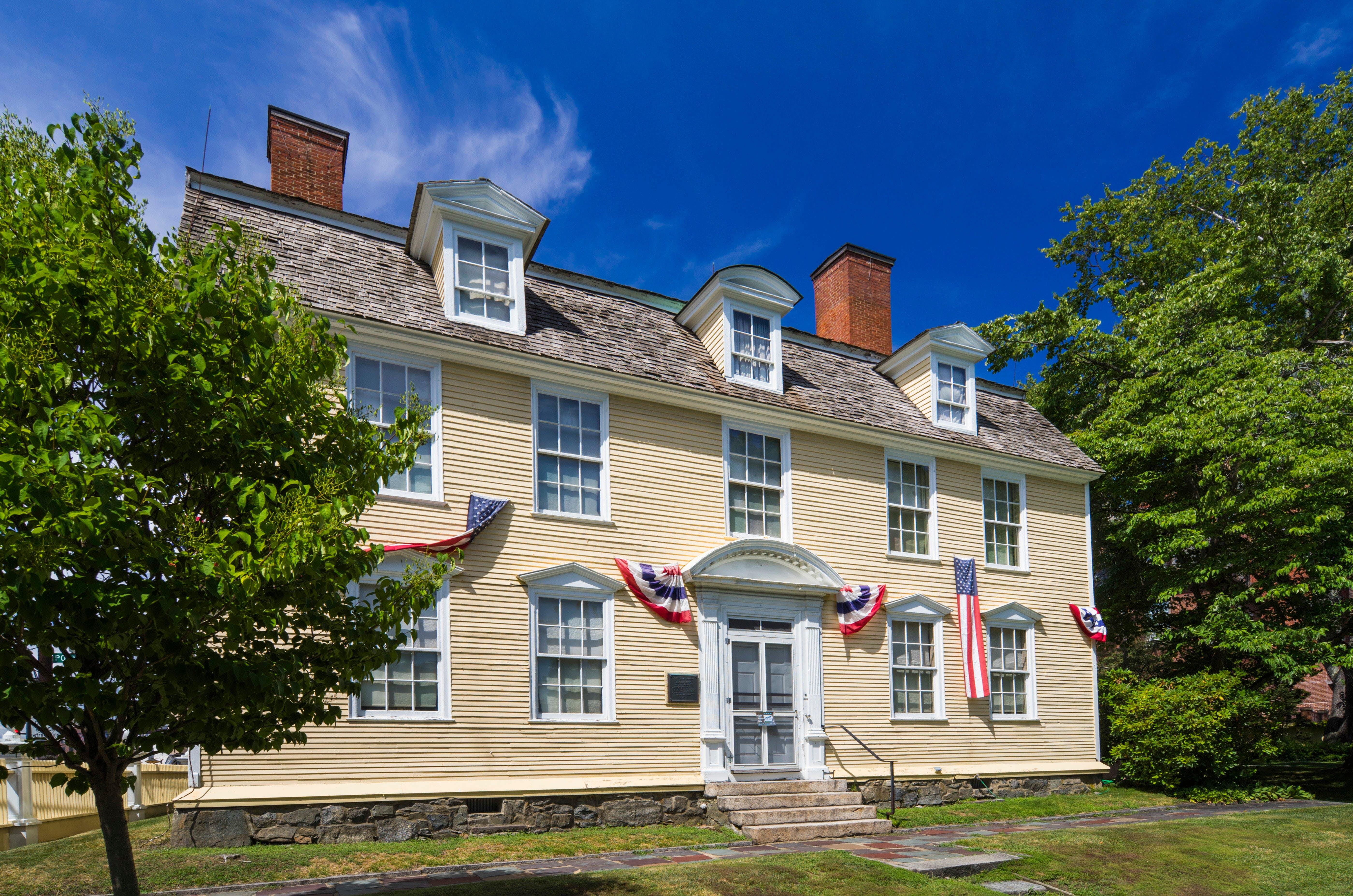 W2CGF9 USA, New Hampshire, Portsmouth, John Paul Jones House, one time home of naval hero of the American Revolution