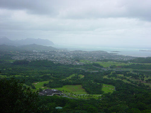 Image facing north from Nu‘uanu Pali overlook.