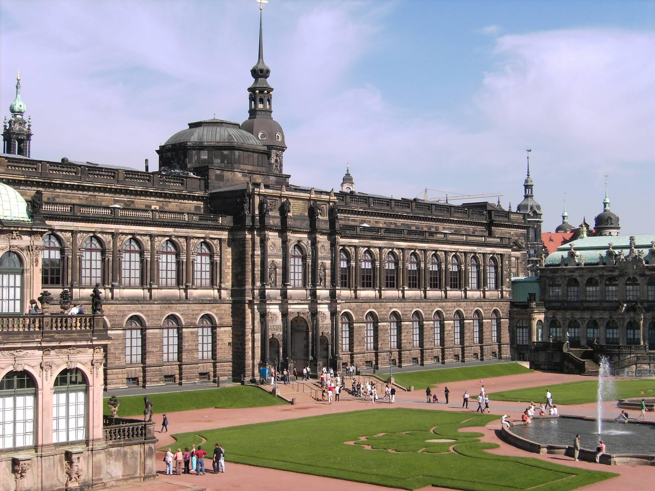 Dresden, Zwinger (Semperbau mit Gemäldegalerie)