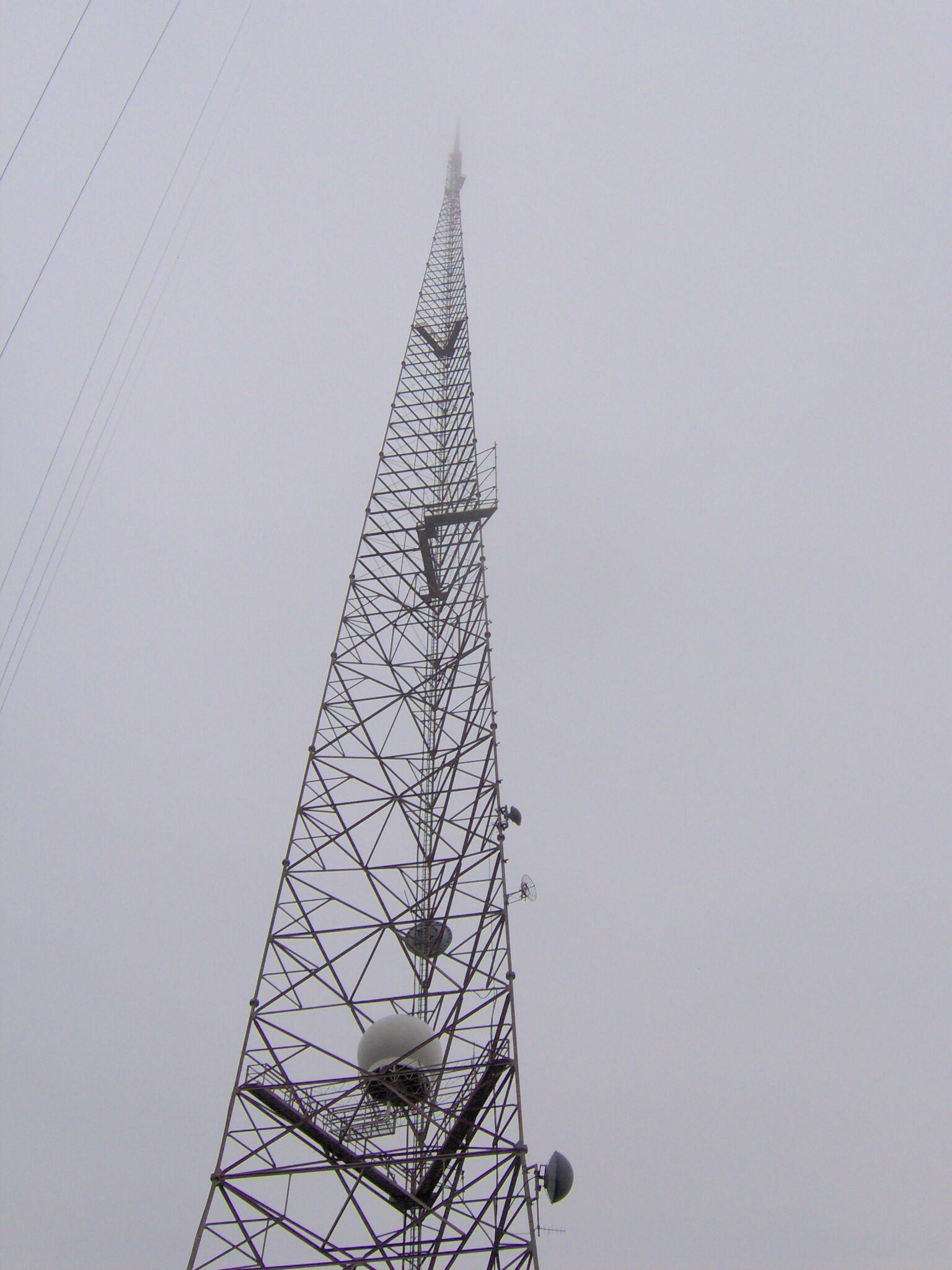 Radio tower at the WBIR station atop Sharp's Ridge in the U.S. city of Knoxville, Tennessee.