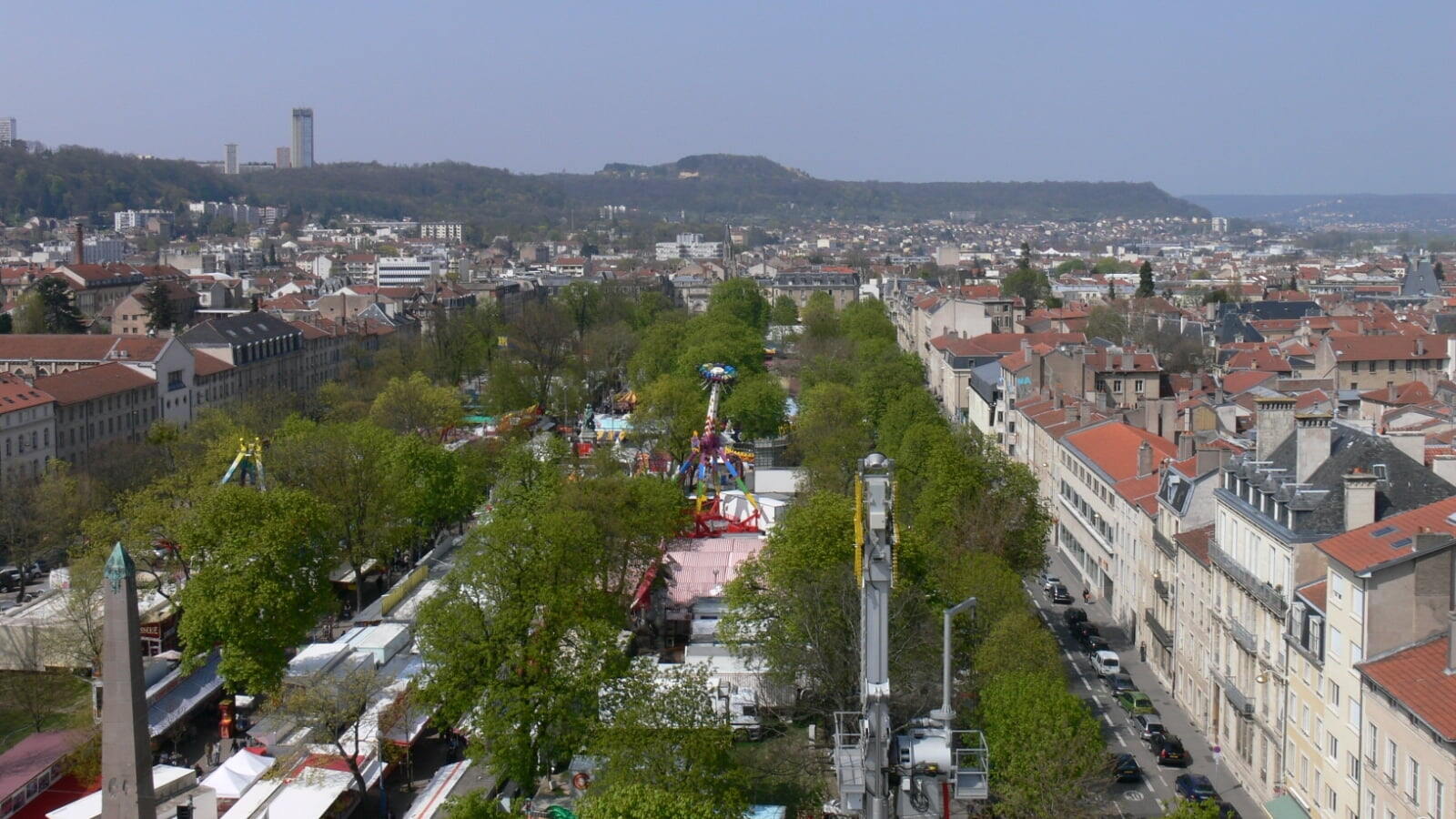 Nancy - Foire de Nancy 2010 - Vue sur le Cours Léopold depuis la grande-roue.