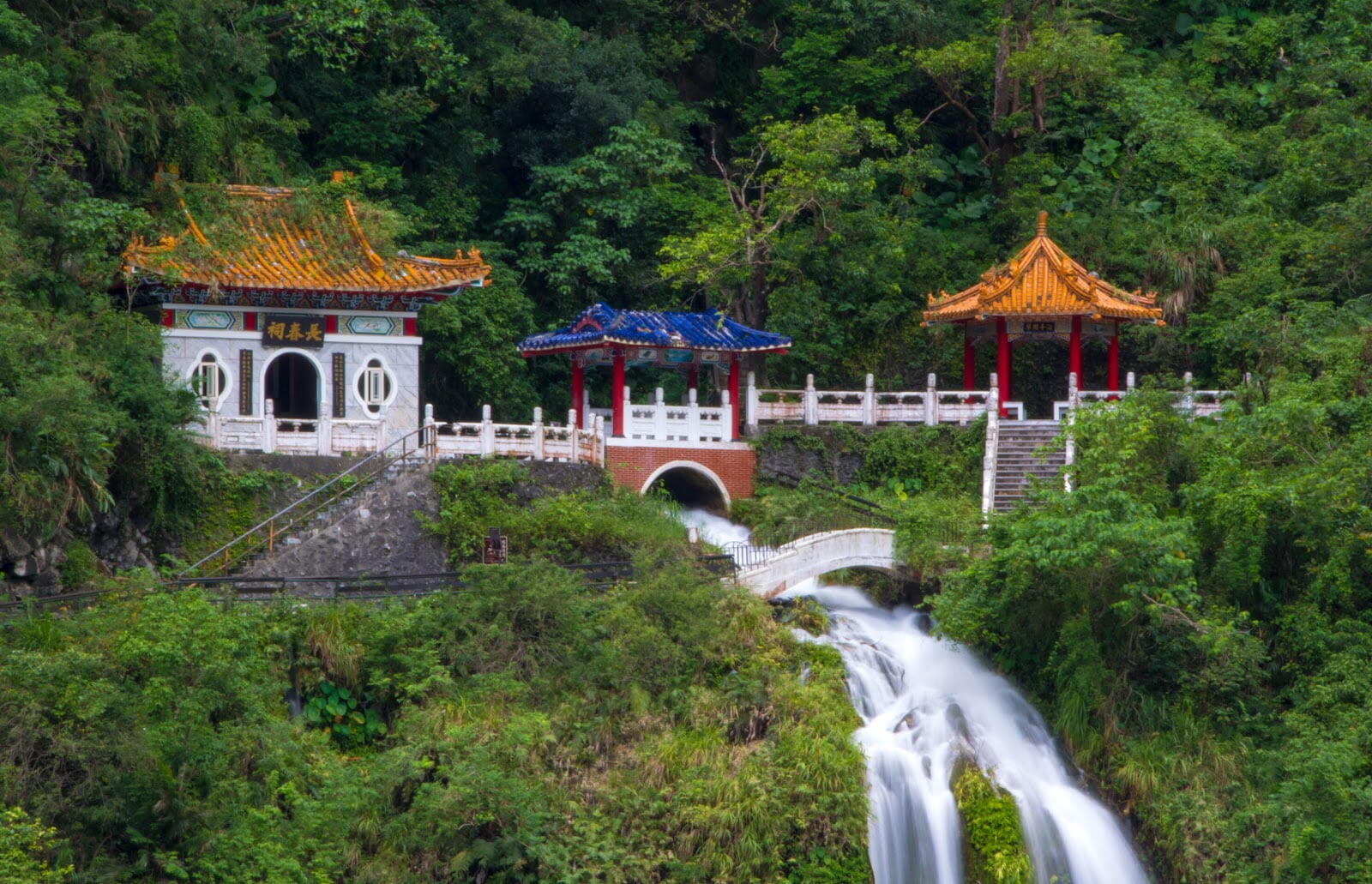 Changchun Temple Trail