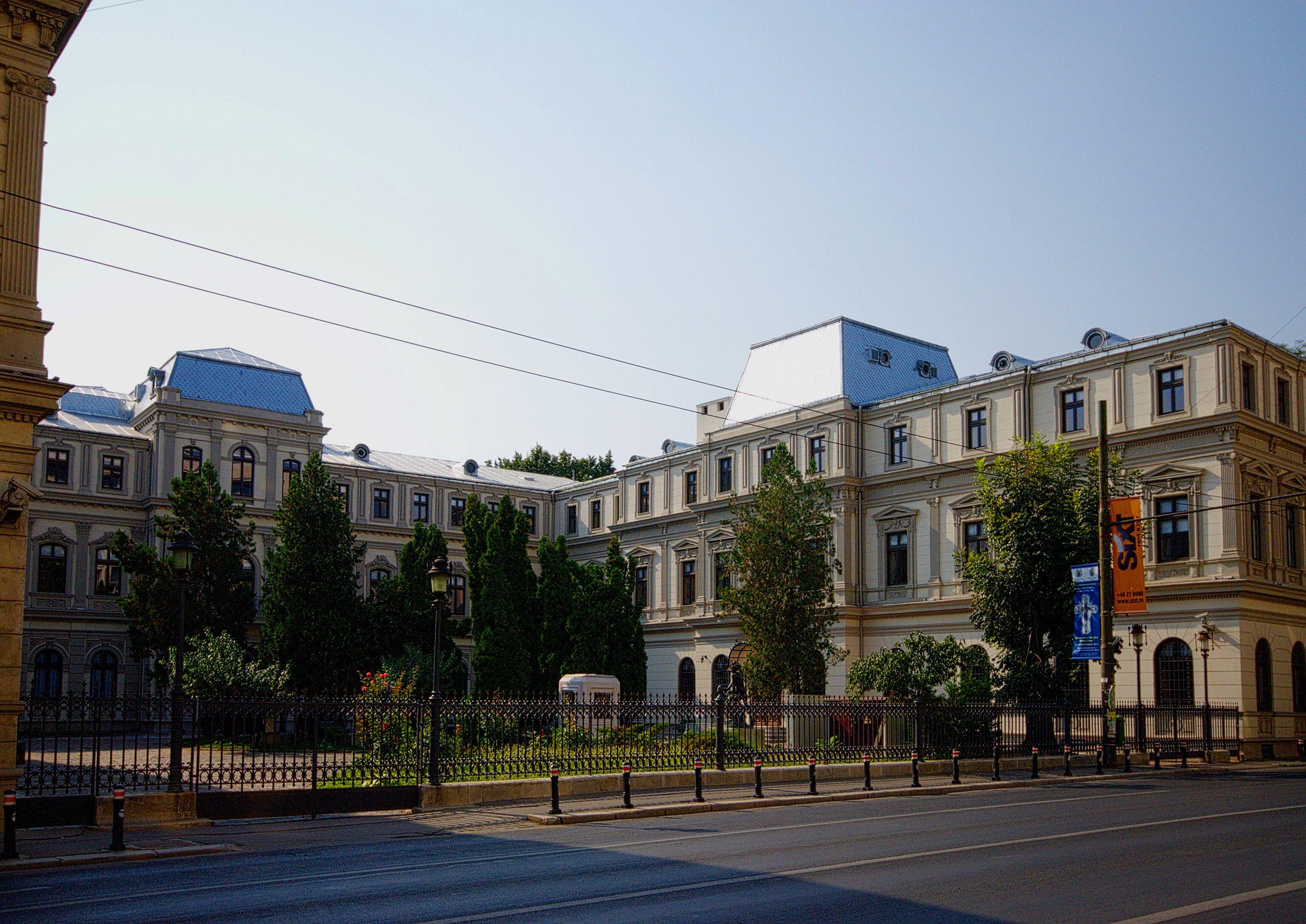 Palatul Romanit - Muzeul Colecțiilor, Calea Victoriei 111-113