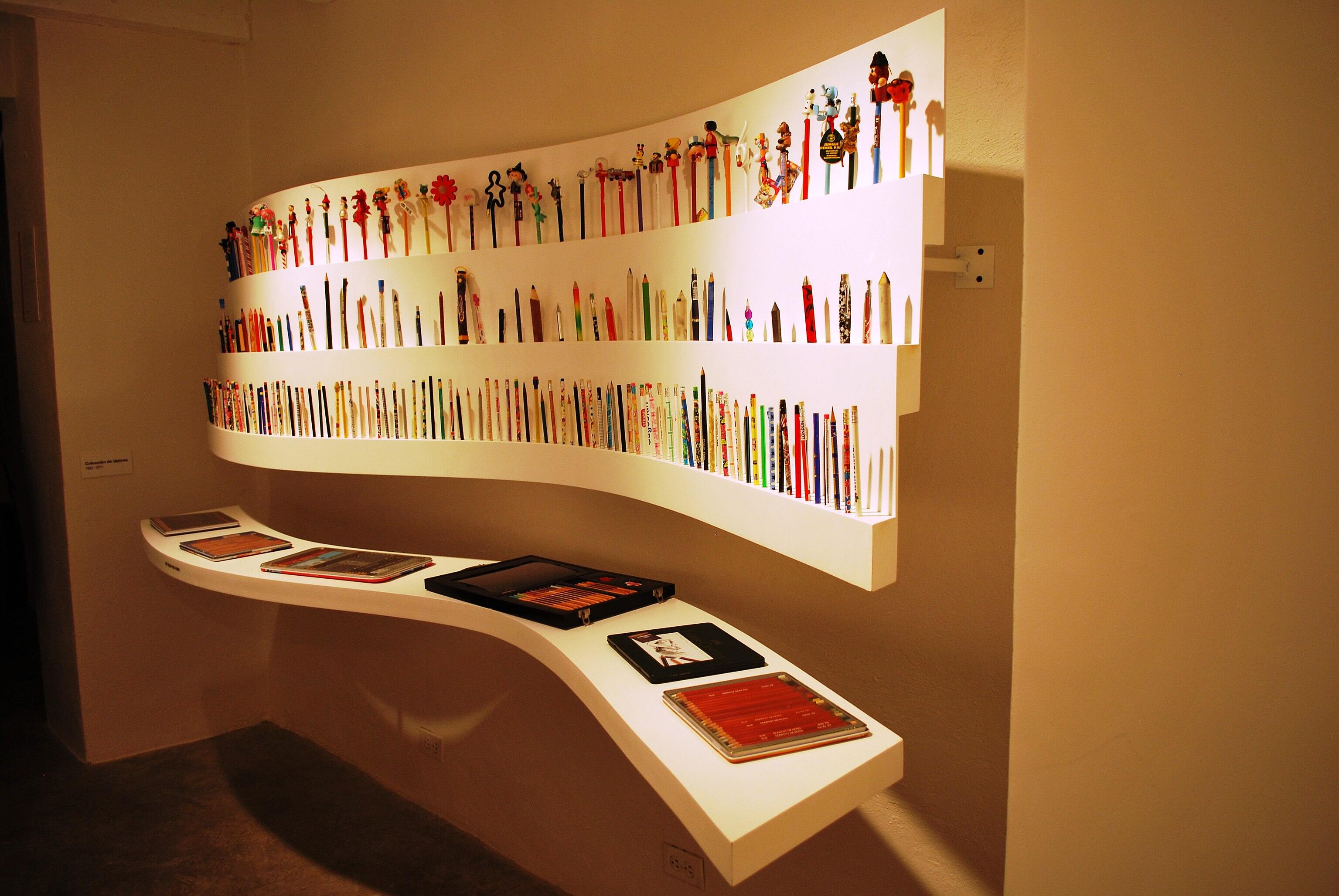 Display of pencils as part of the El MODO de Tassier exhibit at the Museo del Objeto del Objeto in Mexico City